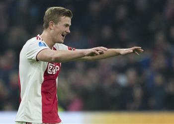 دي ليخت يبتعد عن برشلونة يوفنتوس ومانشستر يونايتد الأقرب