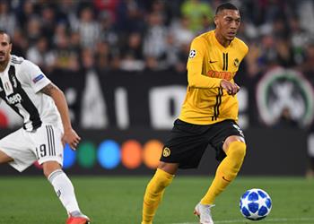 مهاجم يانج بويز يوفنتوس فريق مجنون