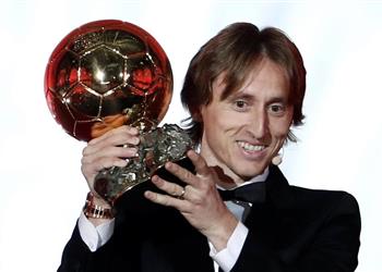 بعد رفضه التجديد مودريتش قد يعود للدوري الإنجليزي