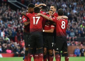 مانشستر يونايتد ينتظر بناء الفريق اعتماد ا على 4 لاعبين