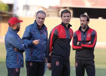 مران الأهلي الظهور الأول لرمضان صبحي ولاسارتي ينفرد باللاعبين استعداد ا لبيراميدز