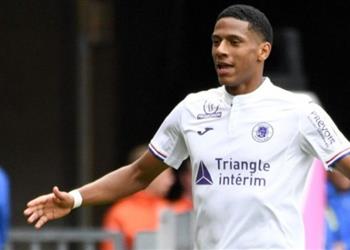 على طريقة رابيو والدة توديبو تفتح الطريق لانتقال اللاعب لبرشلونة