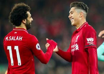 ناقد إنجليزي ما فعله محمد صلاح مع فيرمينو يوضح الفارق بين ليفربول ومانشستر سيتي