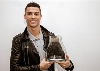 مقابلة صحفية 1 لست مهووسا بالجوائز الفردية وأرقامي تتحدث عن نفسها