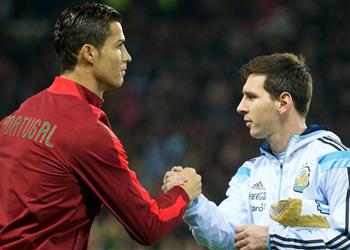 كانافارو على نابولي التعاقد مع ميسي لمنافسة كريستيانو