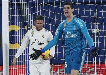 كورتوا علينا ان نقاتل على الفوز للحاق بأتليتكو مدريد وبرشلونة