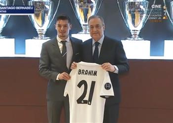 رسميا ريال مدريد يحصل على توقيع دياز وبيريز يقدمه للإعلام الإسباني
