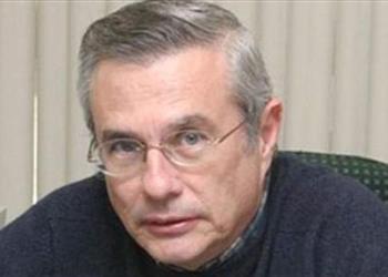 خاص اتحاد الكرة يدرس تعيين سكرتير الاتحاد الإفريقي السابق مدير ا للجنة المنظمة لـ كان 2019