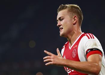 دي ليخت لن أرحل عن أياكس في يناير