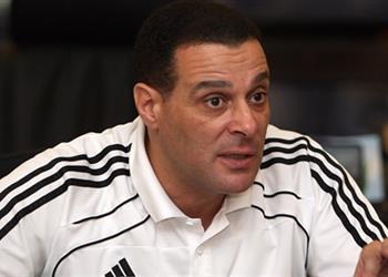 عصام عبد الفتاح لـ بطولات حكم مباراة الإنتاج وبيراميدز قد يكون مصري