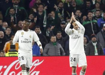 بالفيديو سيبايوس ينقذ ريال مدريد ويخطف فوزا قاتلا أمام ريال بيتيس بالدوري الإسباني