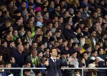 سولاري يتجنب تفسير موقف ايسكو ويؤكد بنزيما لا يمكن تعويضه