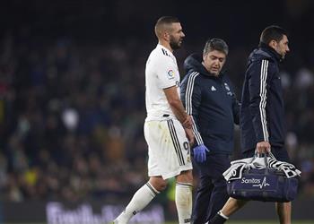 ريال مدريد يصدر بيانا رسميا بشأن إصابة كريم بنزيما