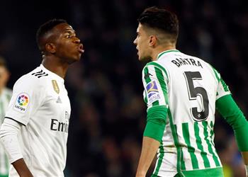 بارترا يكشف عن عبارات فينيسيوس المسيئة له ويؤكد ليست أخلاق لاعب ريال مدريد