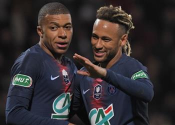 جماهير باريس سان جيرمان ترغب في بقاء نيمار