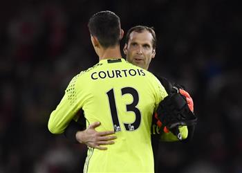 بعد قرار اعتزاله كورتوا لبيتر تشيك نموذج لجميع حراس المرمى