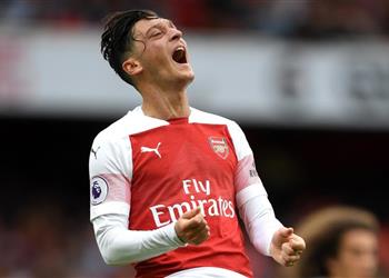 أتلتيكو مدريد يتقدم بعرض لضم أوزيل