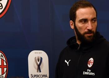 يوفنتوس يوافق على بيع هيجواين لتشيلسي