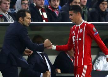 المدير الرياضي لبايرن ميونخ يثير الشكوك حول مستقبل خاميس