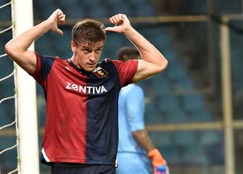 المدير الرياضي لجنوى يفتح الباب أمام رحيل بياتيك