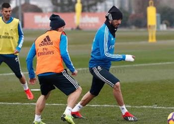 كريم بنزيما يعود لتدريبات ريال مدريد قبل مواجهة إشبيلية