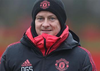 سولشاير يتحدث عن مستوى سانشيز ويكشف خبر ا صادم ا بشأن فيلايني