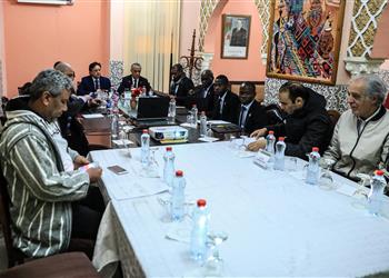 الأهلي بـ الأحمر في مواجهة شبيبة الساورة بدوري أبطال إفريقيا