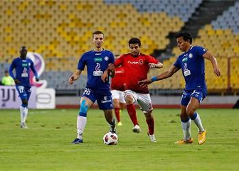 لاعب وسط الأهلي يطير غد ا إلى ألمانيا تمهيد ا لإجراء الصليبي