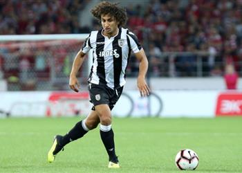 تقارير يونانية عمرو وردة قد يزامل حجازي في وست بروميتش