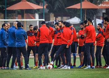 مران الأهلي لاسارتي ي درب محسن ورمضان على التسديد وتقسيمة قوية استعداد ا للمقاصة