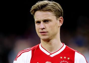 تقارير برشلونة الأقرب لضم دي يونج