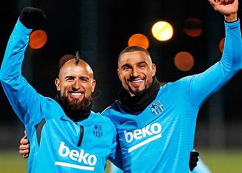 الاتحاد الإسباني يحسم مشاركة بواتينج بمباراة برشلونة وإشبيلية