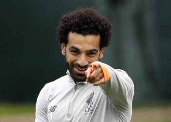 محمد صلاح يغلق حسابه على تويتر وفيس بوك بعد تغريدته الغامضة