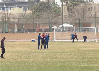 لاسارتي يجتمع بثنائي الأهلي ومحاضرة بالفيديو قبل انطلاق المران الصباحي