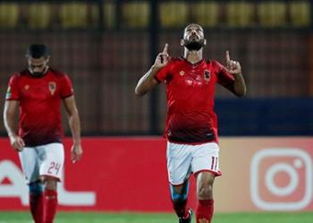 صورة وليد سليمان يظهر بـ واق في مران الأهلي بسبب الإصابة