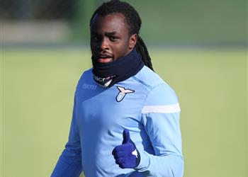 شقيق لوكاكو يقترب من الدوري الإنجليزي