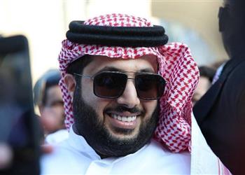 4 مدربين في ستة أشهر هل يكملهم تركي ال الشيخ نصف دستة في موسمه الاول