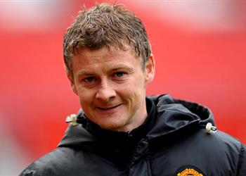 مانشستر يونايتد يتبع سياسة الصبر تجاه هوية مدربه الدائم