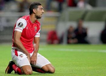 م حترفين كوكا يجري جراحة تبعده عن براجا حتى نهاية الموسم