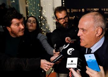 تيباس يتوقع انتقال نيمار ومبابي إلى الدوري الإسباني