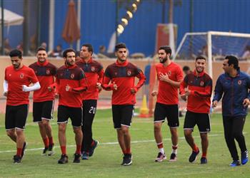مران الأهلي عودة الثلاثي المصاب ولاسارتي يحاضر اللاعبين بالفيديو