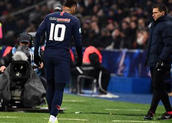 نجم آرسنال يرفض تعويض غياب نيمار في باريس سان جيرمان