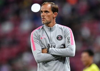 توخيل يرفض قرار إدارة باريس سان جيرمان ويضغط على ناصر الخليفي