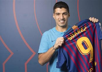 سواريز يرشح مهاجم جديد لبرشلونة ويوضح موقفه من الرحيل
