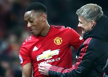 سولشاير يكشف كيف استخدم رونالدو لإقناع مارسيال بتجديد عقده