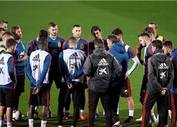 غيابات في قائمة فالنسيا لمواجهة برشلونة بالدوري الإسباني