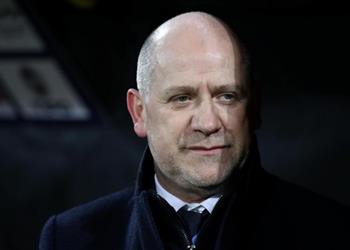 المدير الرياضي لباريس سان جيرمان يقترب من الرحيل