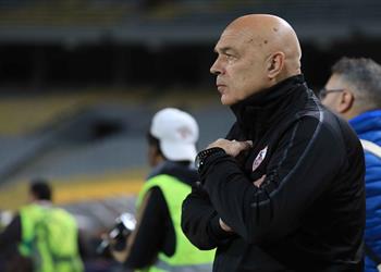 جروس يضع شرط ا وحيد ا للدفع بـ عبد الله جمعة في مباراة الزمالك وجورماهيا