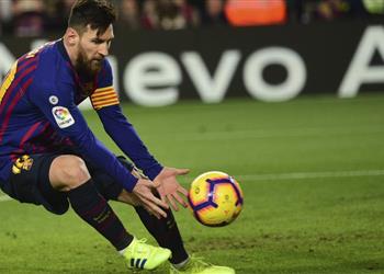 راديو كتالونيا ميسي قد يغيب عن الكلاسيكو أمام ريال مدريد للإصابة