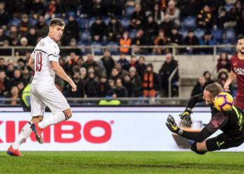 بالفيديو التعادل يحسم موقعة ميلان وروما في الدوري الإيطالي